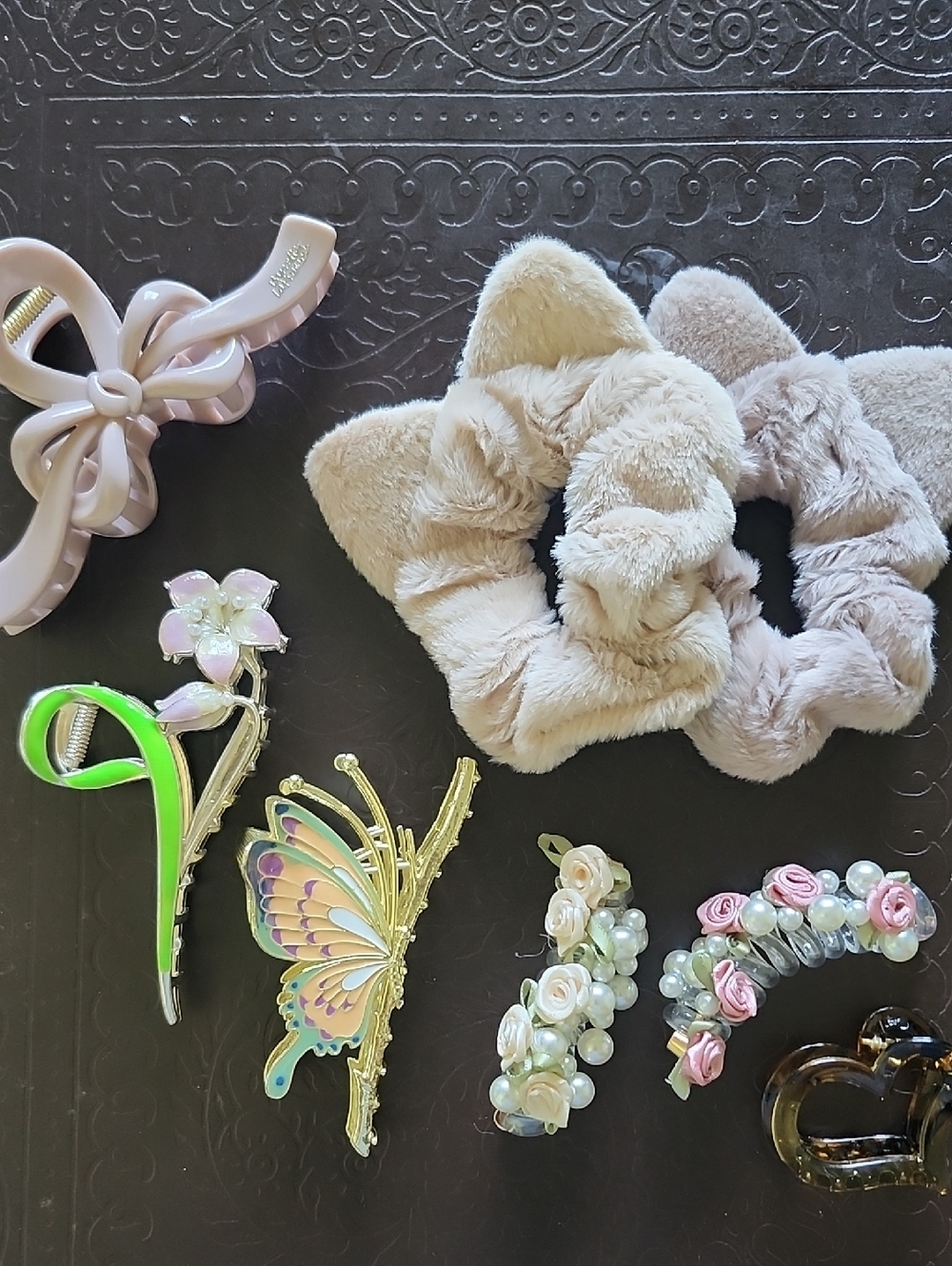 Cozy Light Beige Faux Fur Scrunchie Duo - Soft Hair Accessories